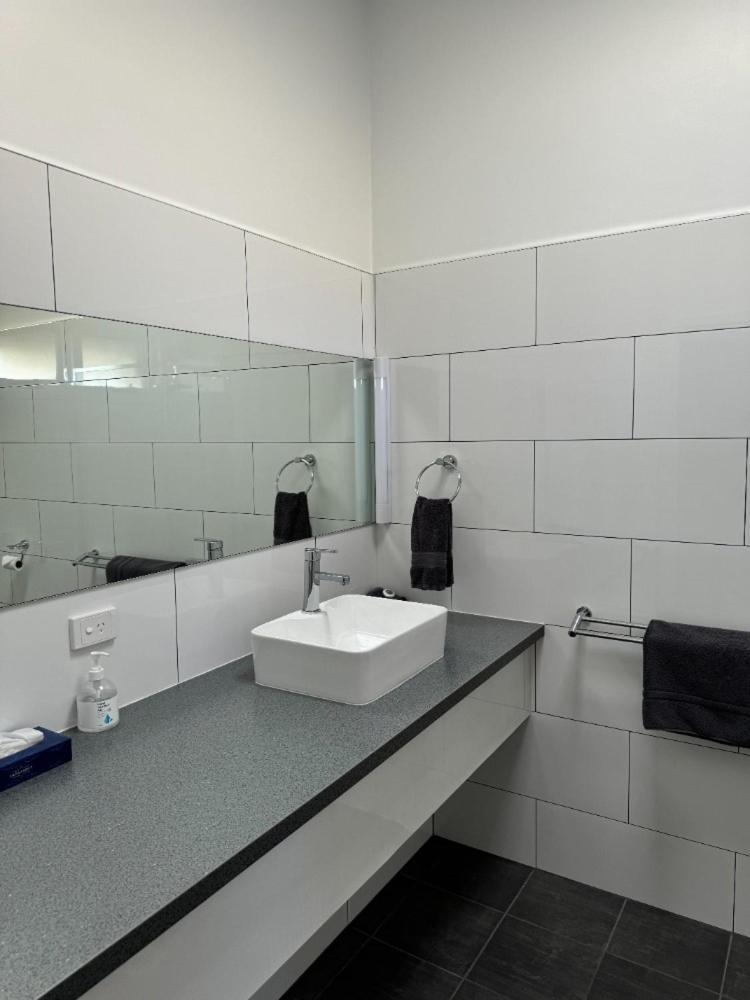 San Remo Hotel Motel Kültér fotó