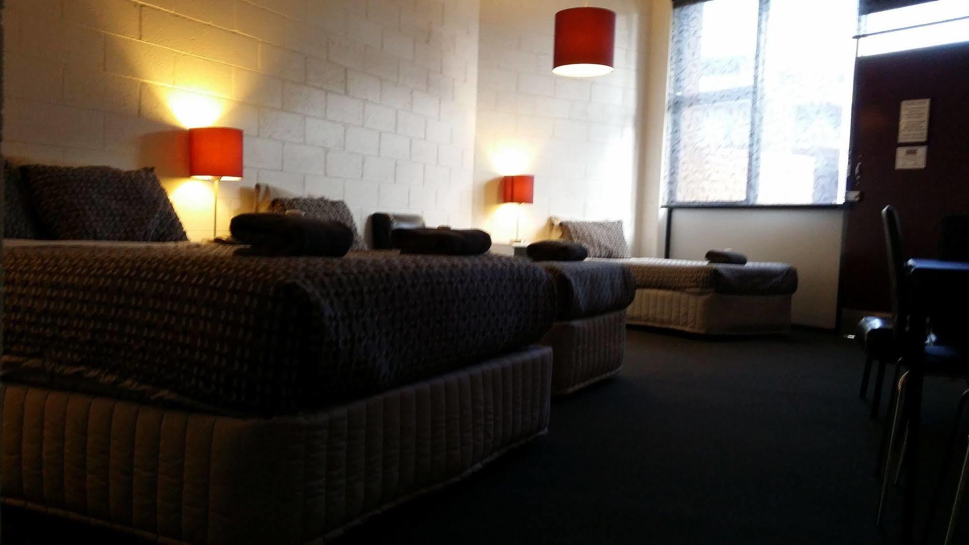 San Remo Hotel Motel Kültér fotó